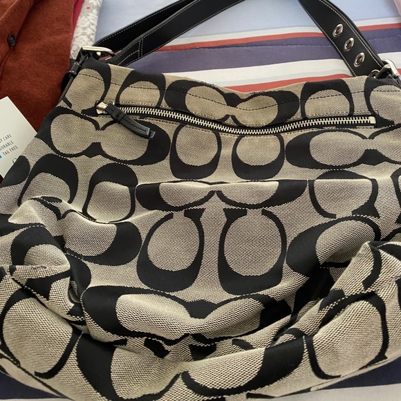 Coach Handbags - Coach shoulder bag